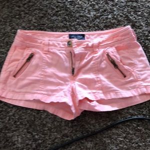 Peach American eagle shorts